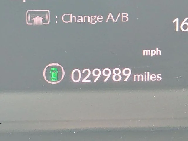 Used 2023 Silver Honda EX image 14