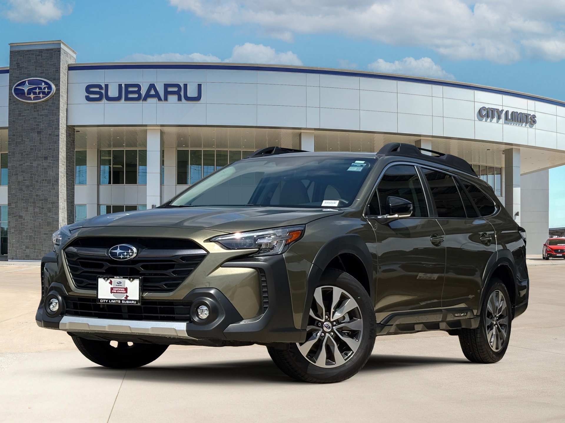 2025 Subaru Outback Limited's photo
