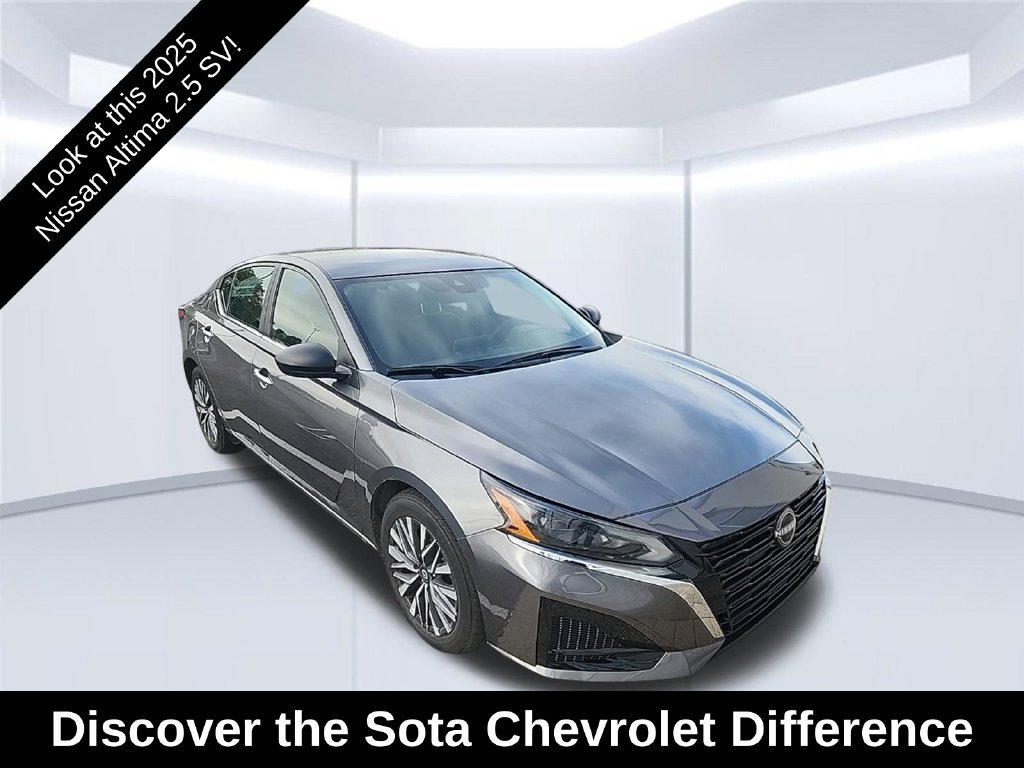 Used 2025 Gray Nissan 2.5 SV image 1