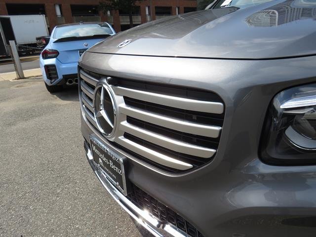 Used 2026 Mountain Grey Metallic Mercedes-Benz GLB 250 image 25