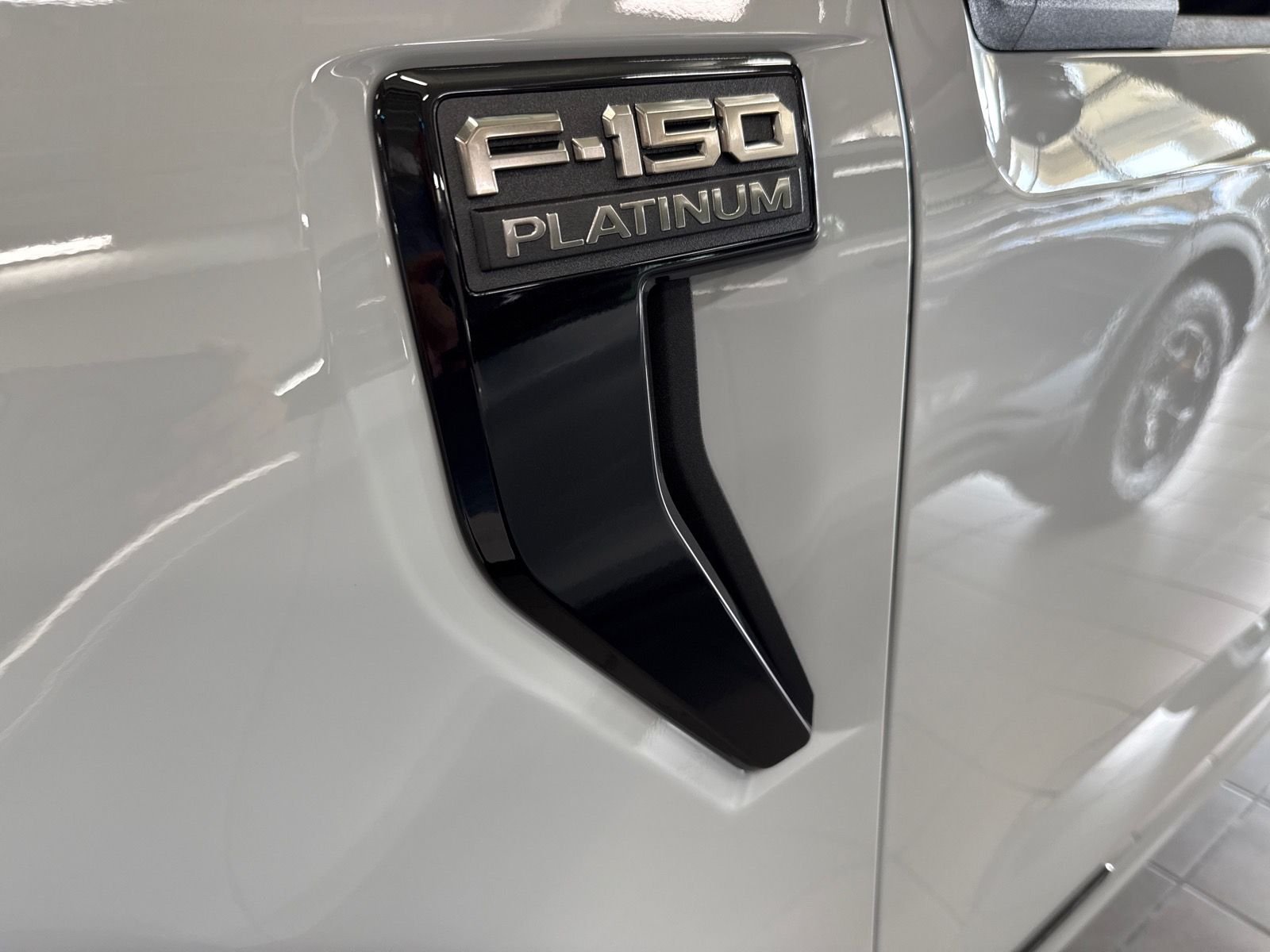 New 2026 Avalanche Ford Platinum® image 9