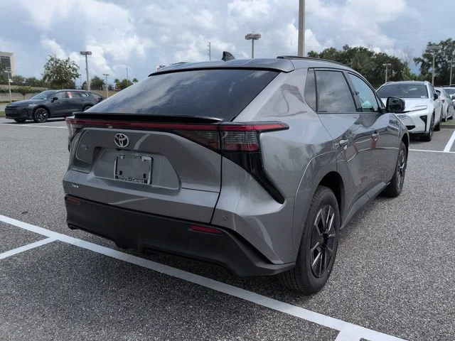 New 2026 Heavy Metal Toyota XLE image 4