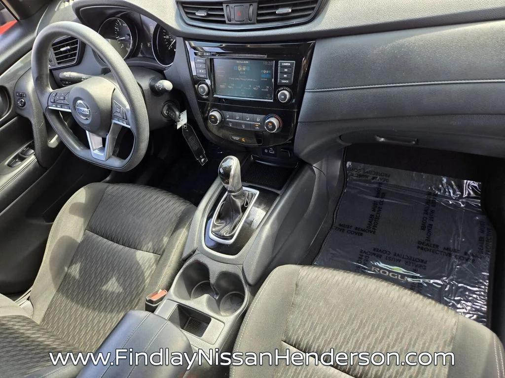 Used 2019 Blue Nissan S image 16