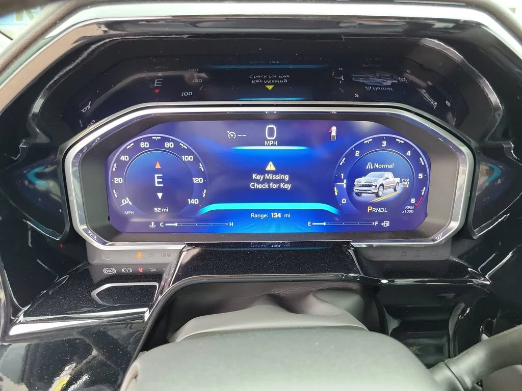 2026 Chevrolet Silverado 1500 LT - Photo 9