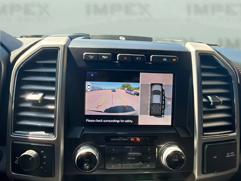 Used 2019  Ford XL image 22