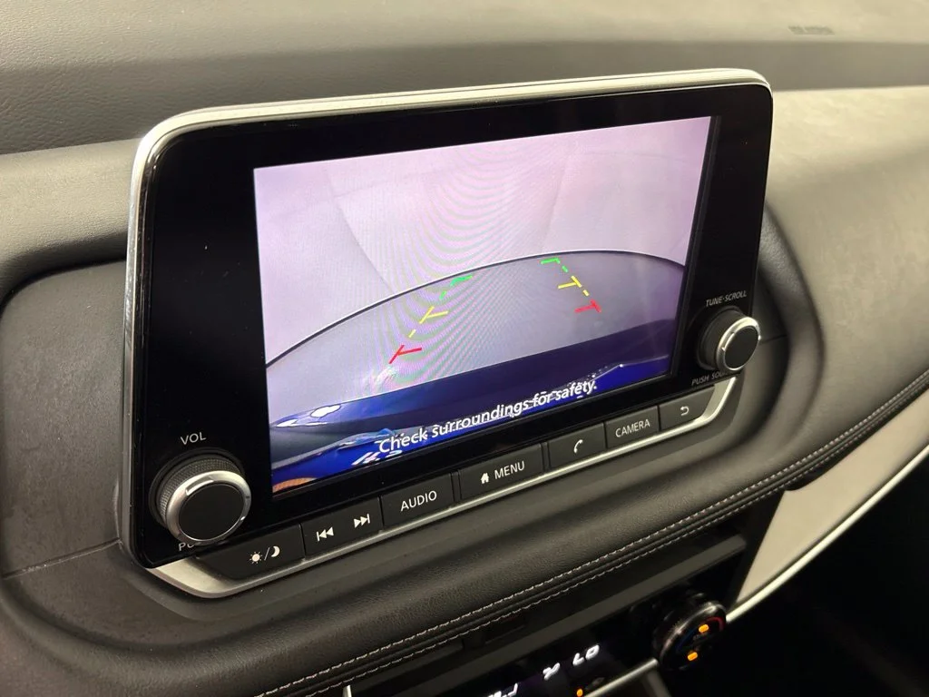 Used 2025 Blue Nissan SV image 43