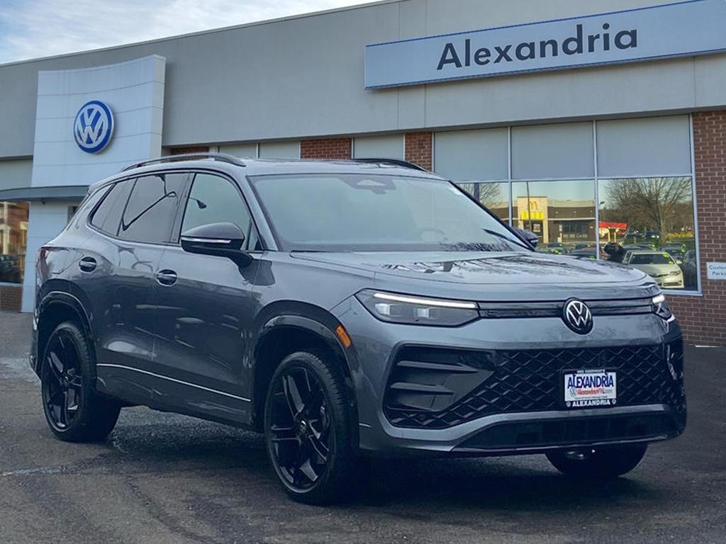 2025 Volkswagen Tiguan SE R-LINE BLACK