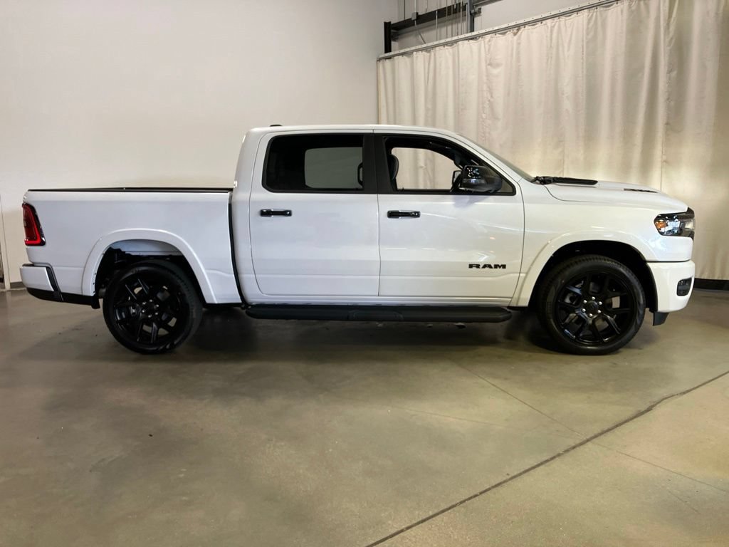 New 2026 Ivory White Tri-Coat Pearl-Coat Exterior Paint RAM Laramie image 32