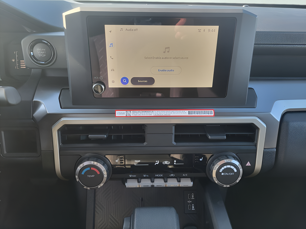 2026 Toyota Tacoma SR5 - Photo 14