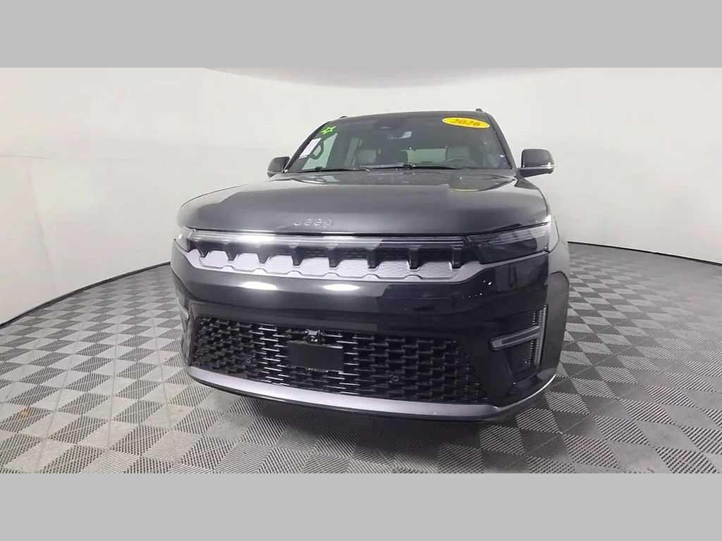 New 2026 High Gloss Black Exterior Paint Jeep Limited Altitude image 39