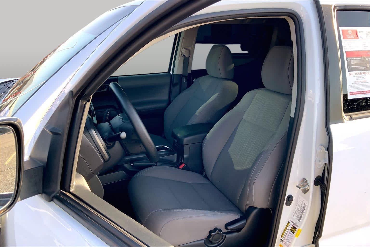 Used 2019 Super White Toyota SR image 8