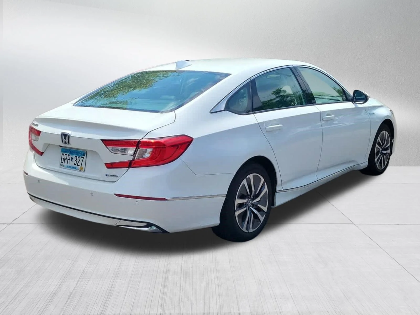 Certified Used 2021 Platinum White Pearl Honda EX-L image 3