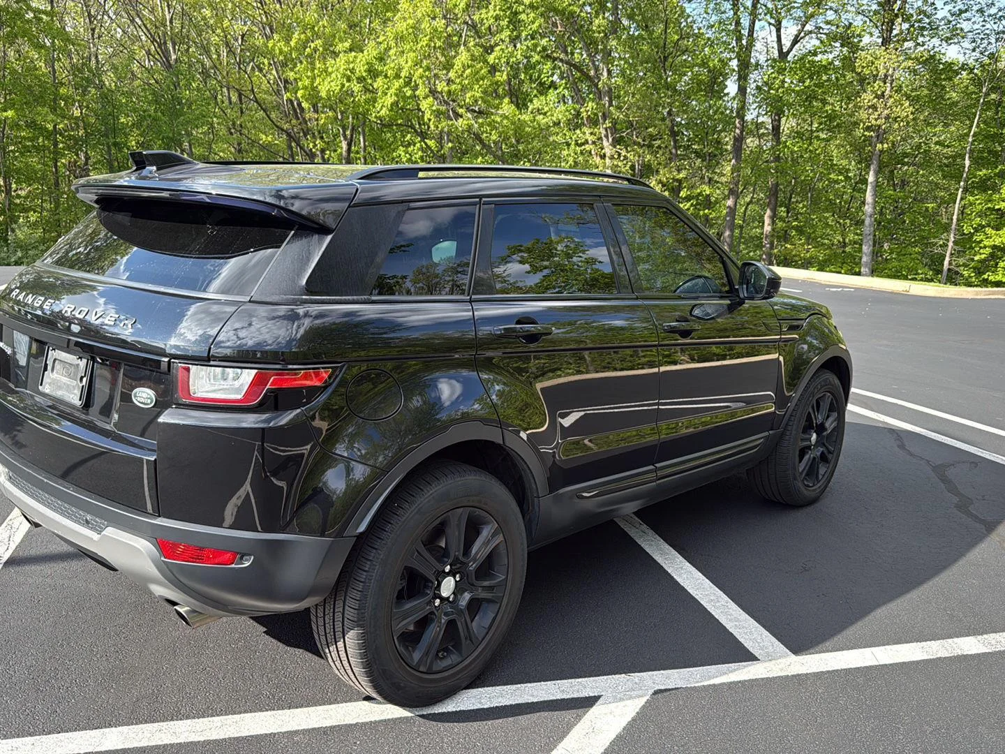 Used 2018 Narvik Black Land Rover SE Premium image 5