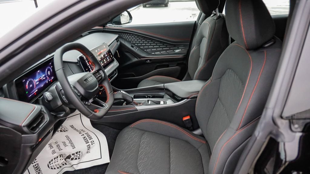 New 2026 Diamond Black Crystal Pearlcoat Dodge R/T image 21