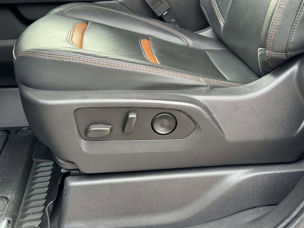 2024 GMC Sierra 2500HD AT4 - Photo 18