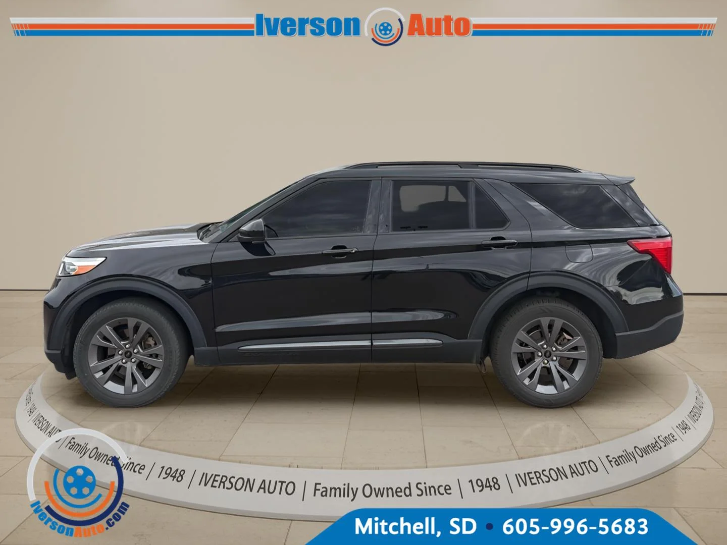 Used 2022 Agate Black Ford XLT image 2