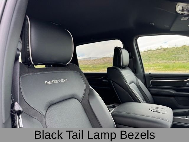 New 2026 Ivory White Tri-Coat Pearl-Coat Exterior Paint RAM Laramie image 25