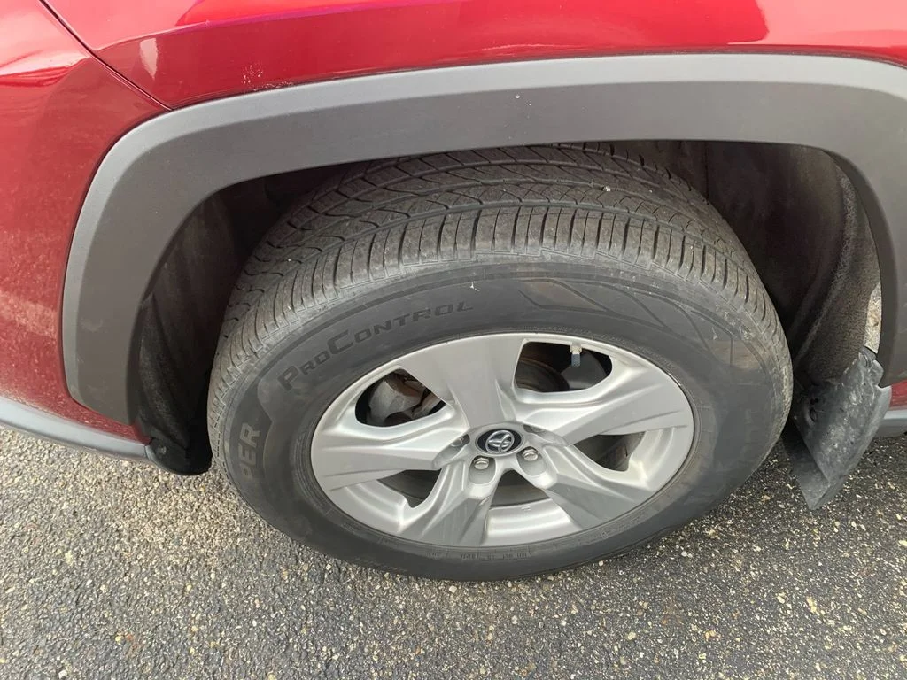 Used 2019 Red Toyota XLE image 7