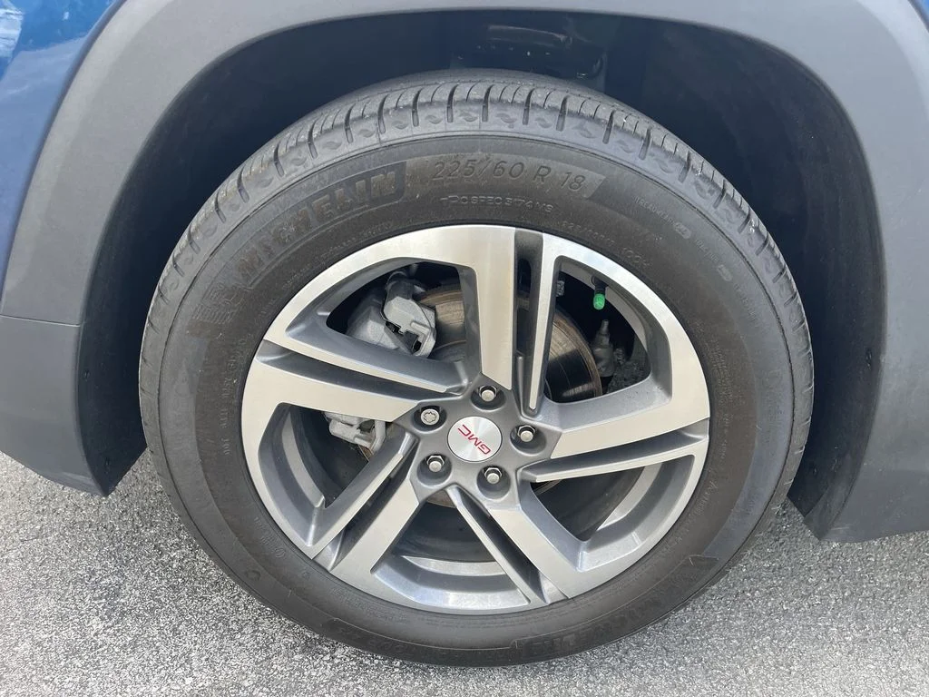 Used 2021 Blue GMC SLT image 10