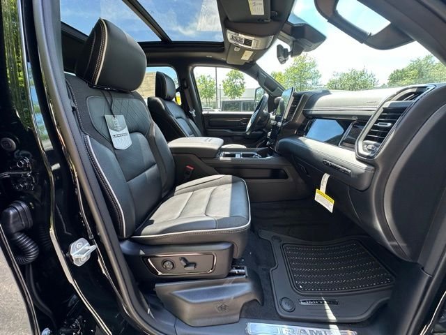 New 2026 Diamond Black Crystal Pearl-Coat Exterior Paint RAM Limited image 27