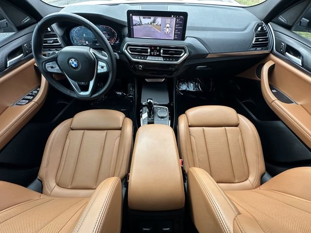 Used 2023 White BMW xDrive30i image 13