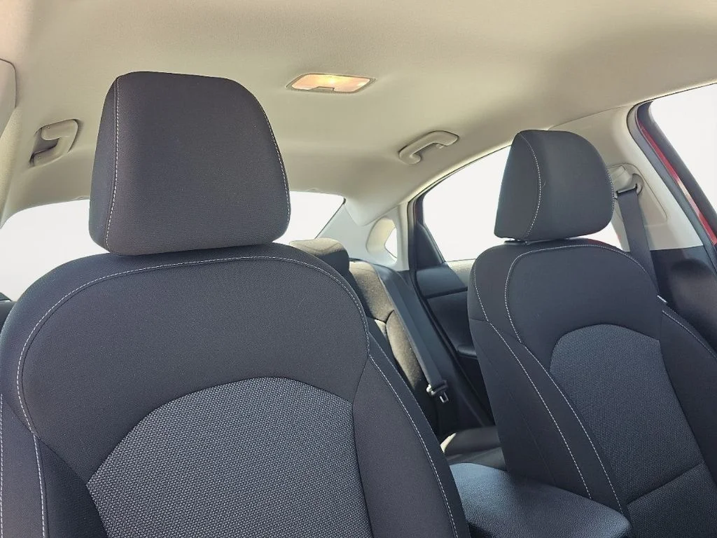 Used 2022 Red Kia LXS image 19