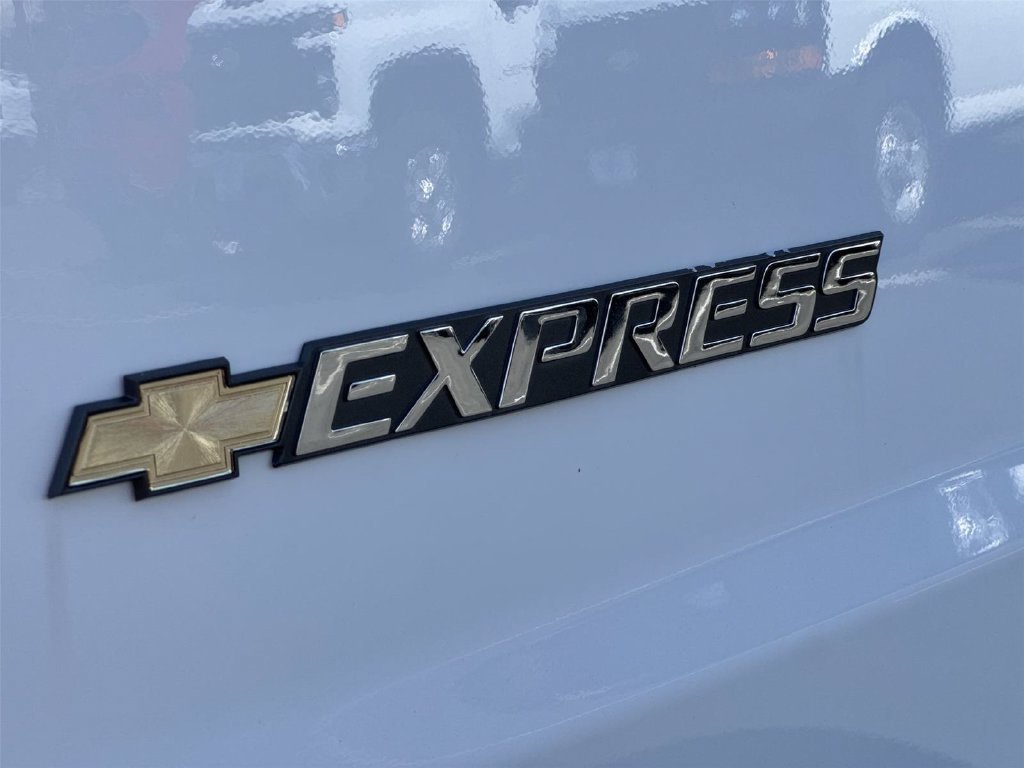 2026 Chevrolet Express Passenger LS - Photo 25