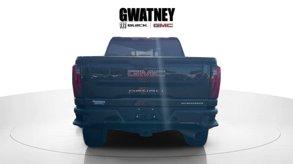 Used 2024 Onyx Black GMC Denali image 4