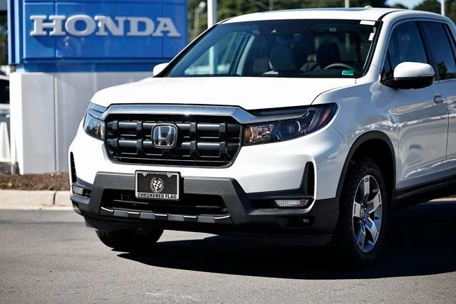 New 2026 Platinum White Pearl Honda RTL image 2