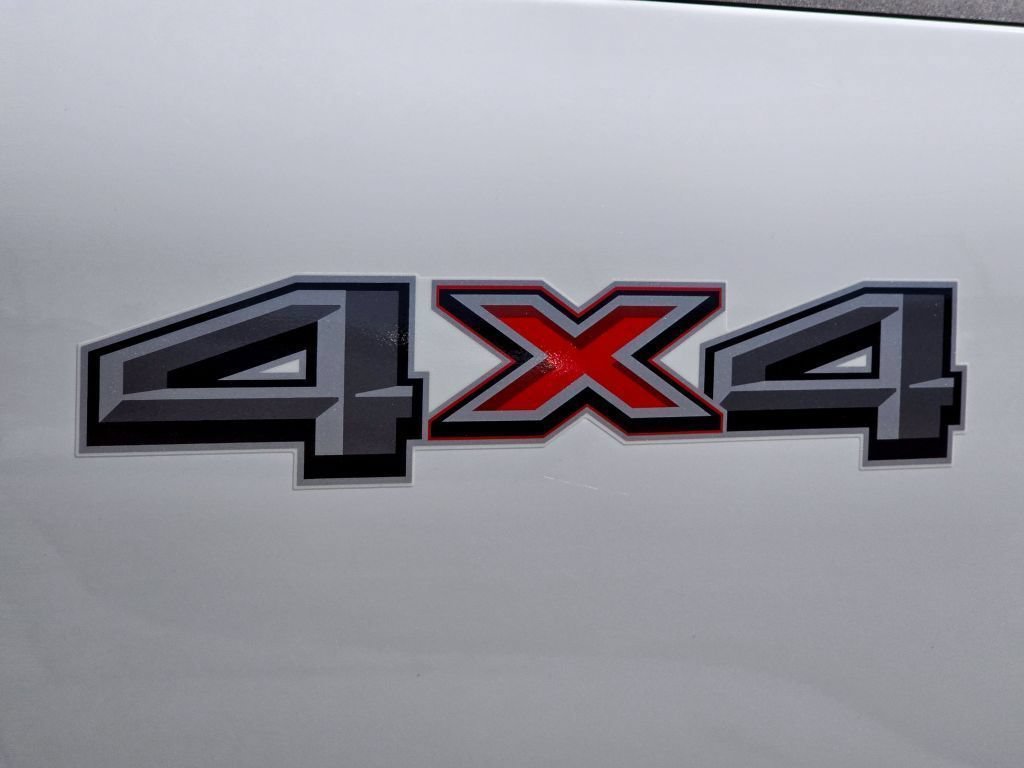 New 2026 Oxford White Ford XL image 26