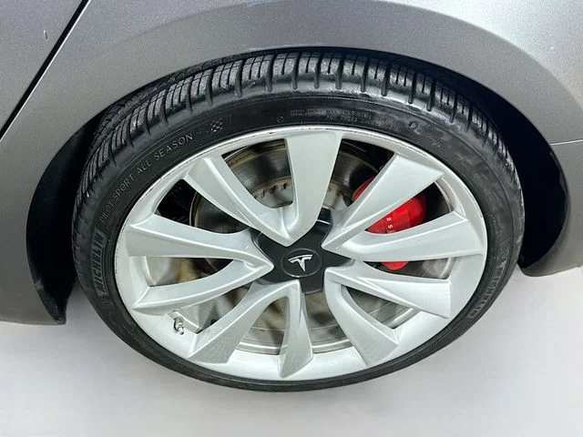 Used 2018 Gray Tesla Performance image 31