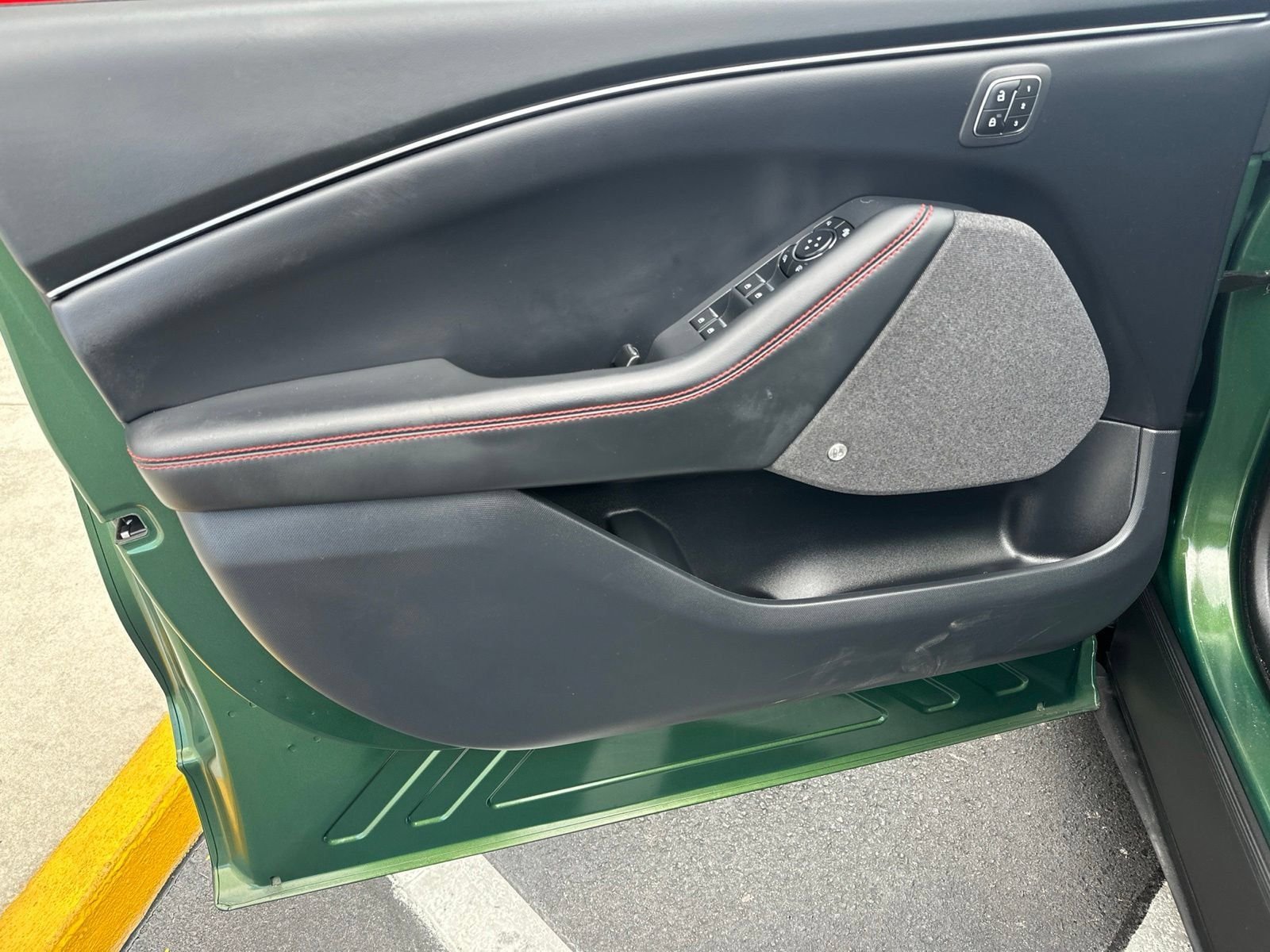 Used 2025 Green Metallic Ford Premium image 17