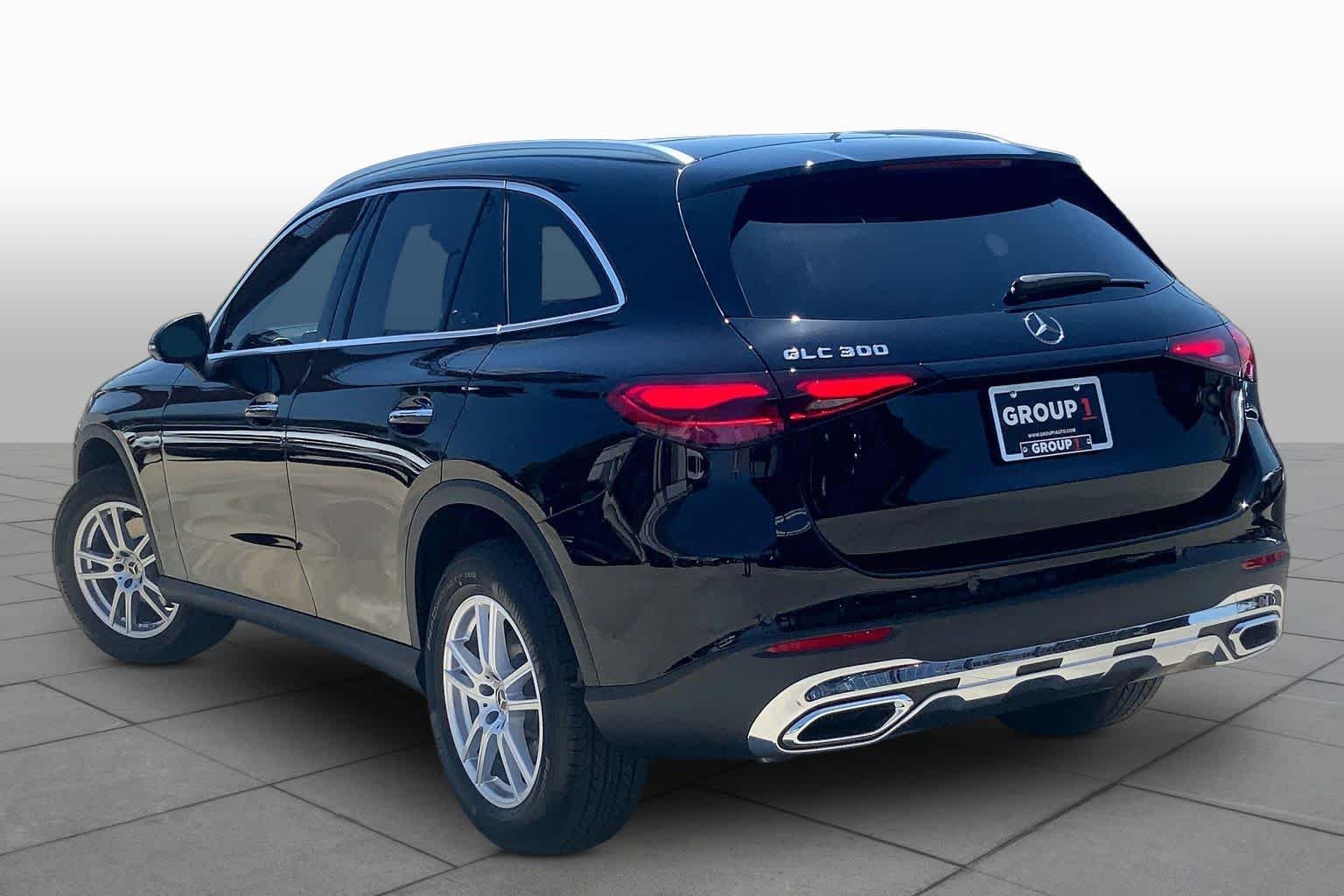 New 2026 Black Mercedes-Benz GLC 300 image 12