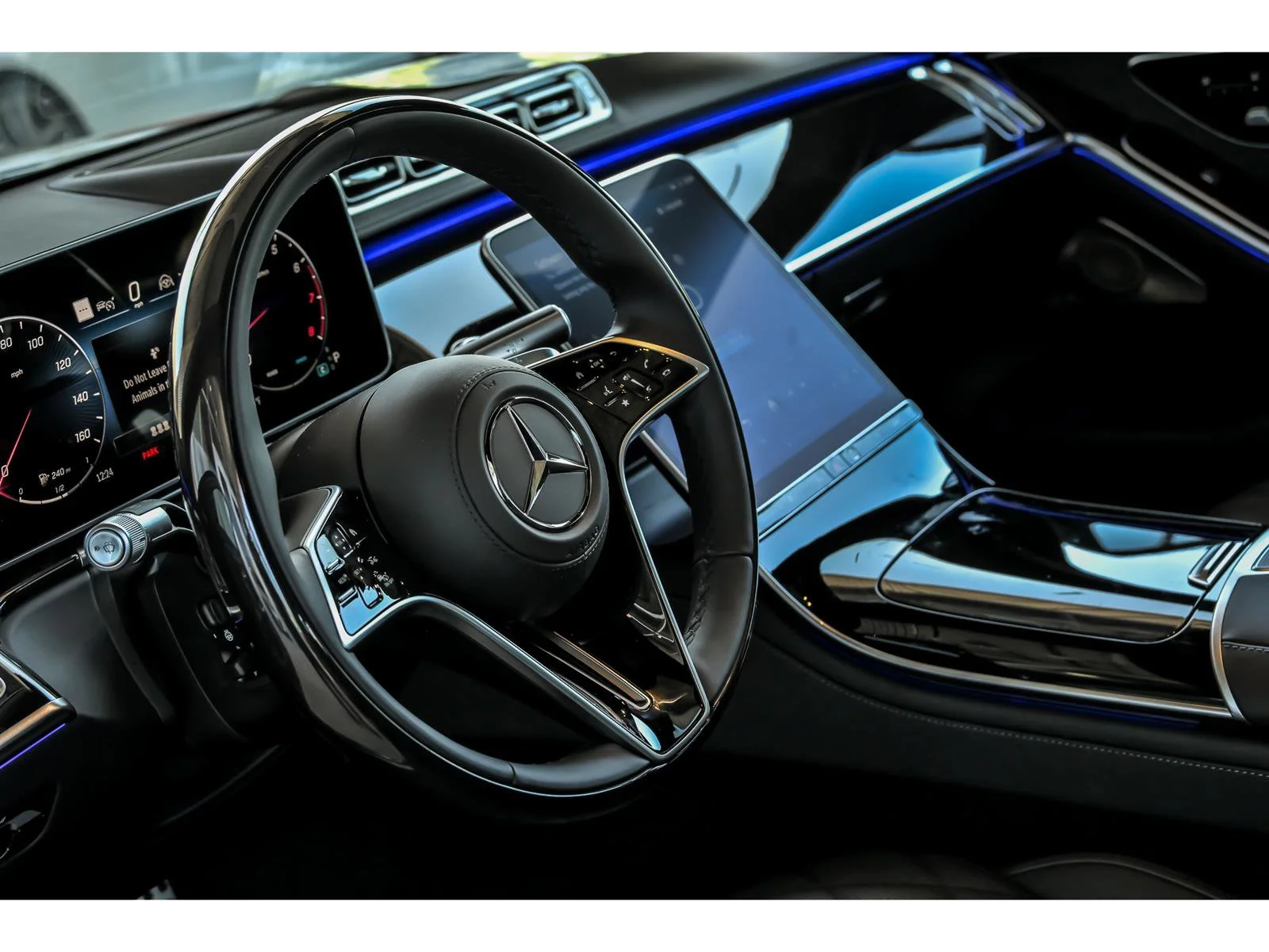 New 2026 Black Mercedes-Benz S 580 image 34