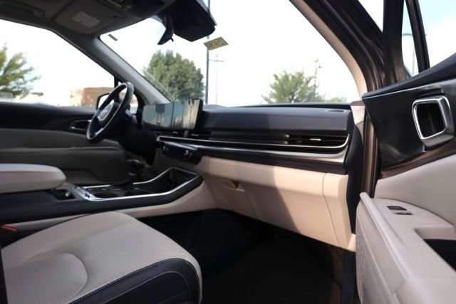 Used 2025 Panthera Metal Kia SX Prestige image 40