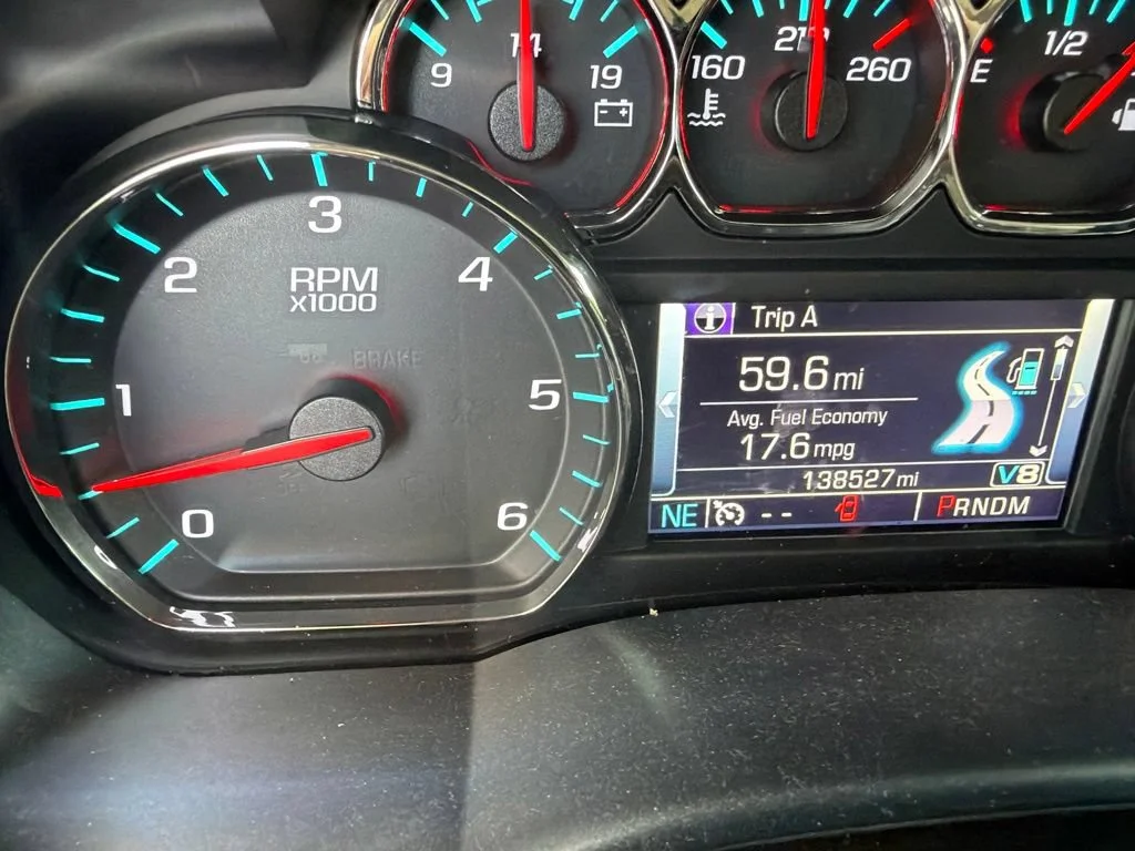 Used 2015 BROWNSTONE METALLIC Chevrolet LT image 13