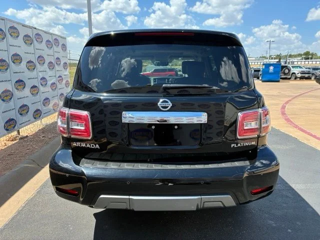 Used 2019 Super Black Nissan Platinum image 5