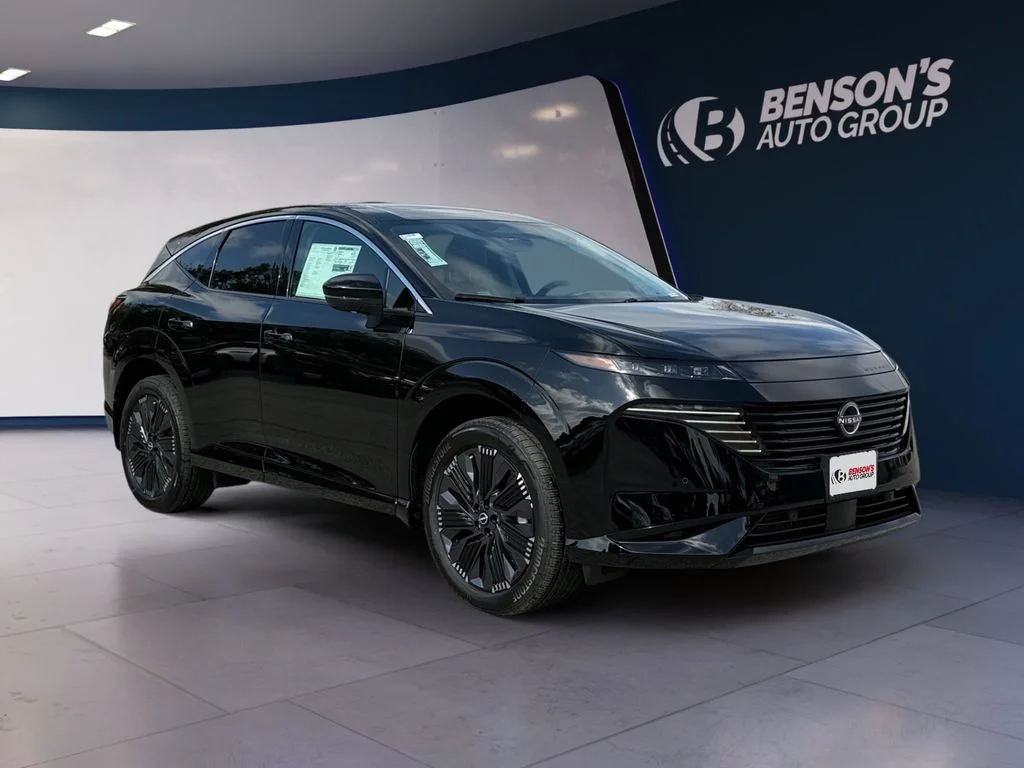 New 2026 Black Nissan Platinum image 7