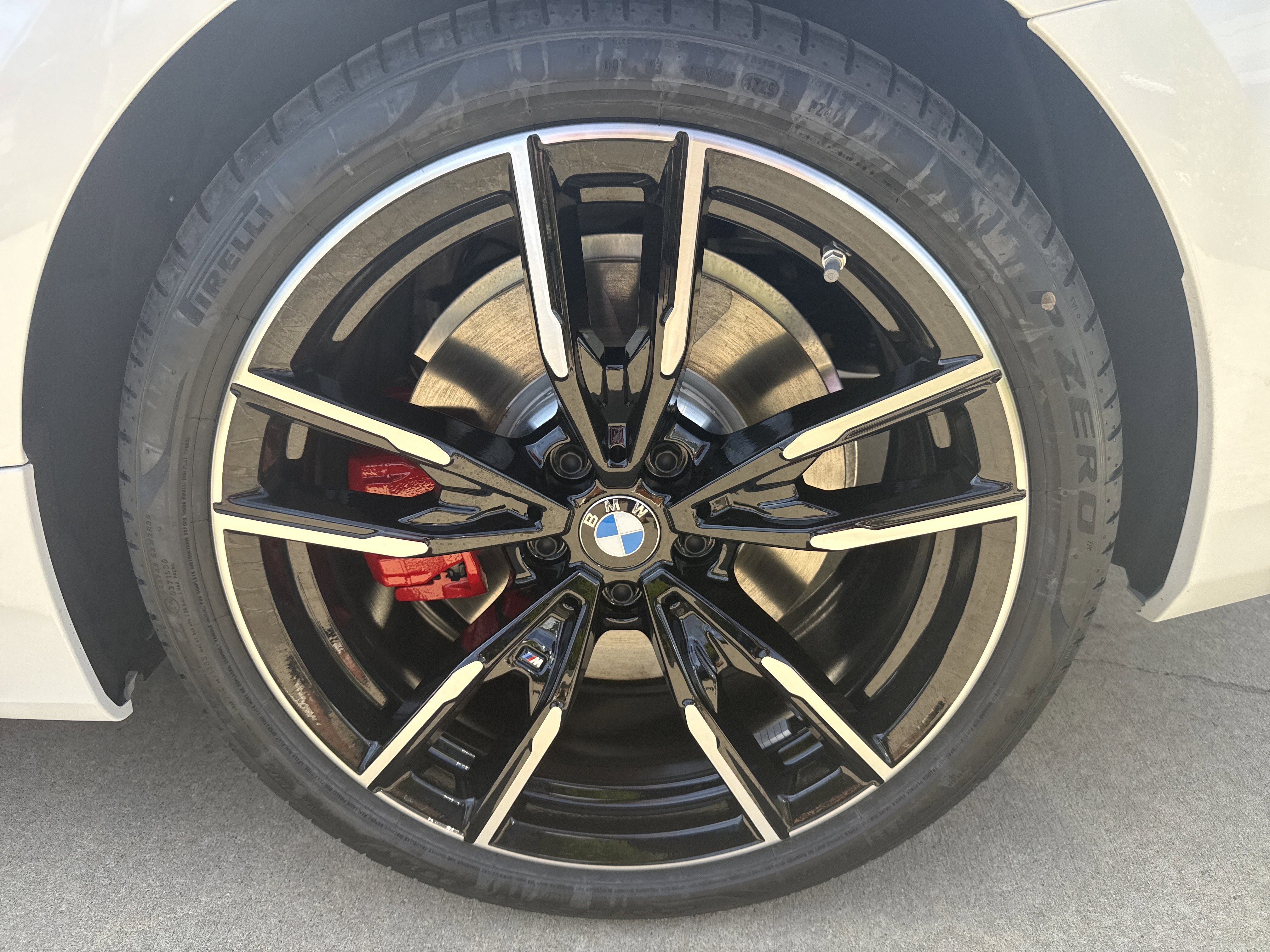 New 2026 MINERAL WHITE BMW M440i xDrive image 28