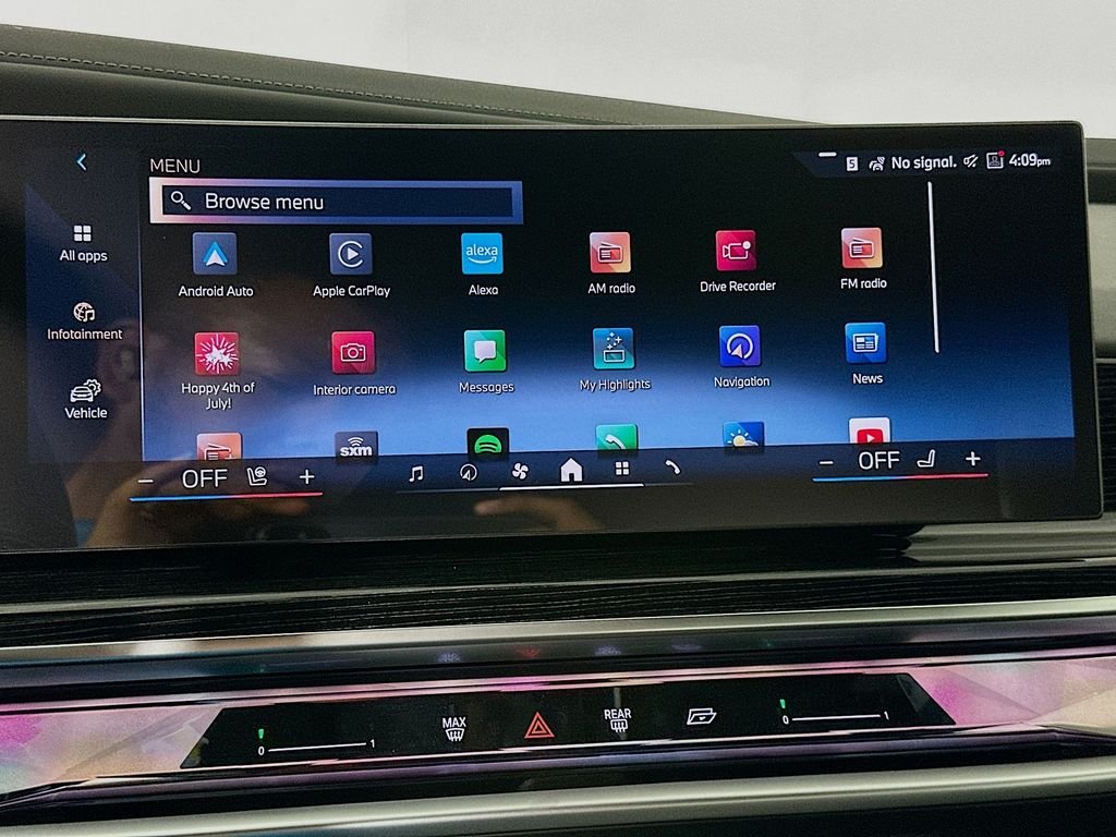 New 2026 Black Sapphire Metallic BMW 740i image 11