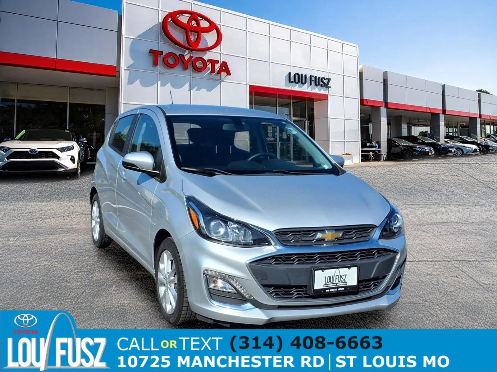 Used 2021 Silver Ice Chevrolet 1LT image 1