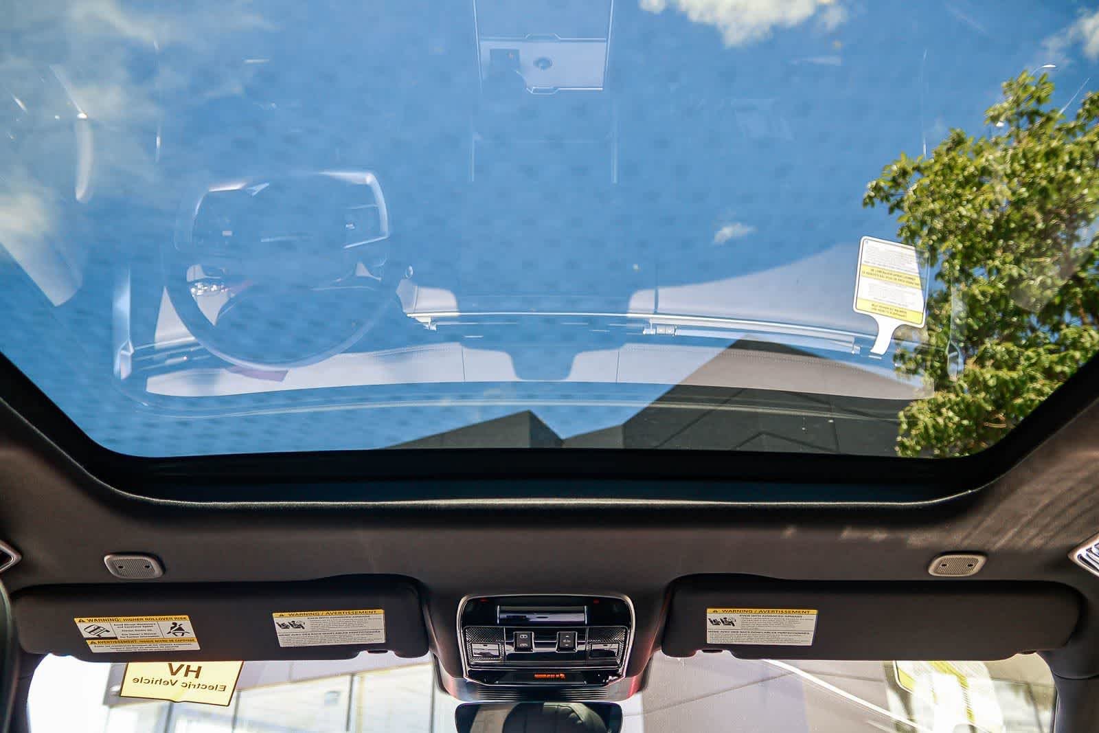 New 2026 Black Land Rover SE image 16