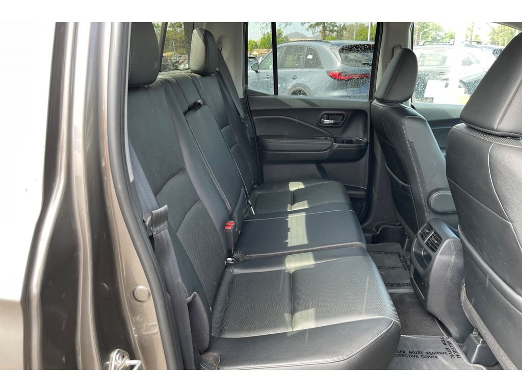 Used 2020 Pacific Pewter Metallic Honda RTL-E image 17