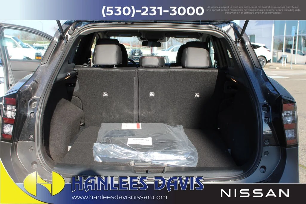 New 2026 Gray Nissan SR image 10