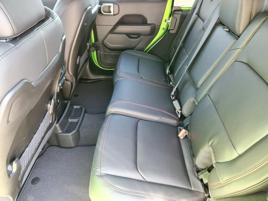 2025 Jeep Wrangler 4-Door Rubicon - Photo 23