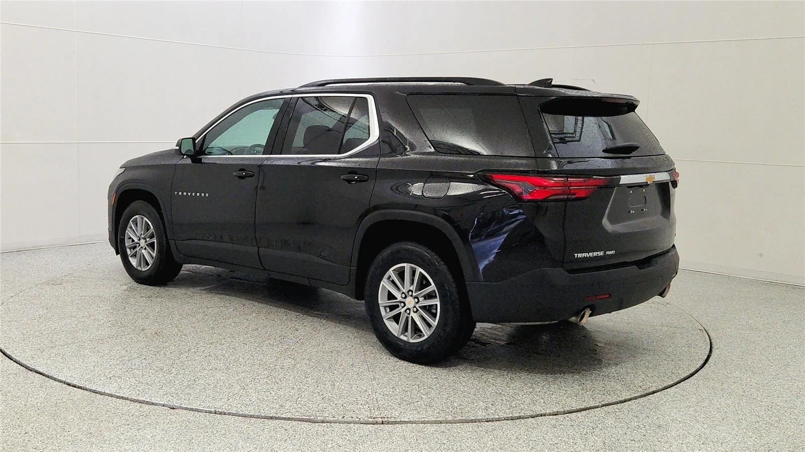 Used 2023 Mosaic Black Metallic Chevrolet LT Cloth image 5