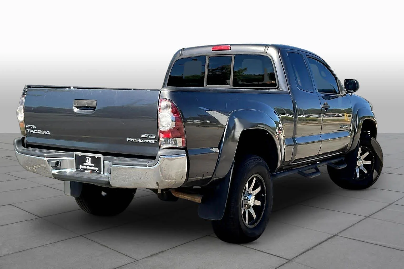 Used 2012 Magnetic Gray Metallic Toyota PreRunner image 12