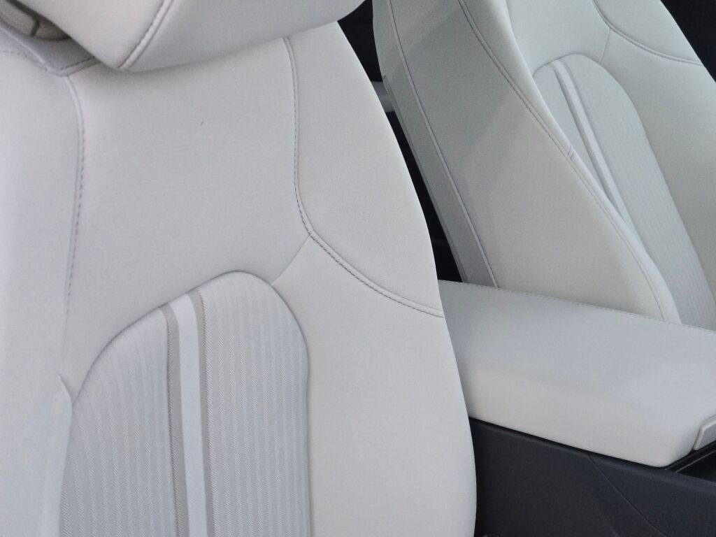 New 2026 Abyss Black Hyundai SEL Sport image 7