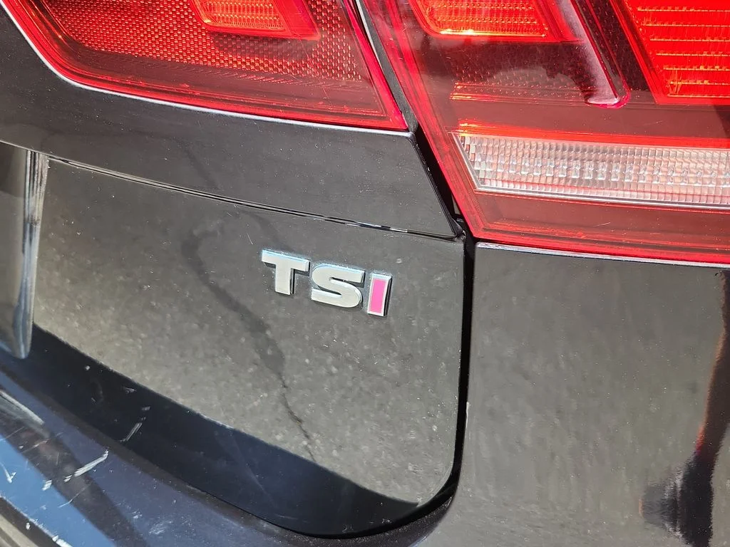 Used 2018 Black Volkswagen 2.0T S image 12