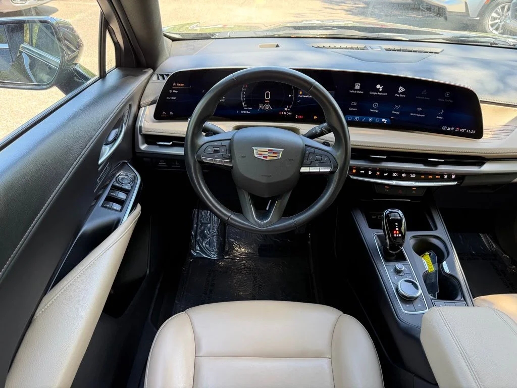 2025 Cadillac XT4 Premium Luxury - Photo 14